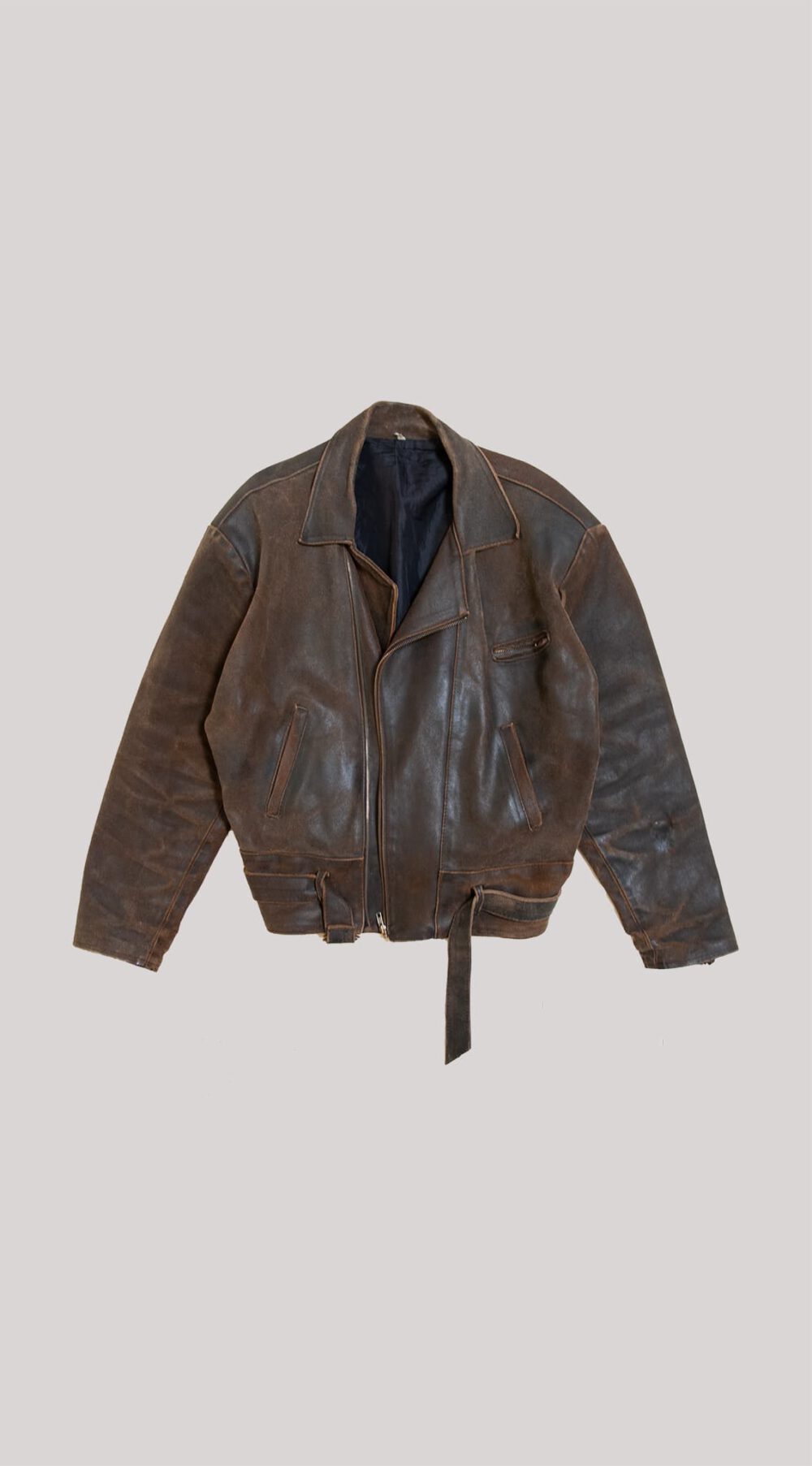 202100114 - Vintage Leather Jacket