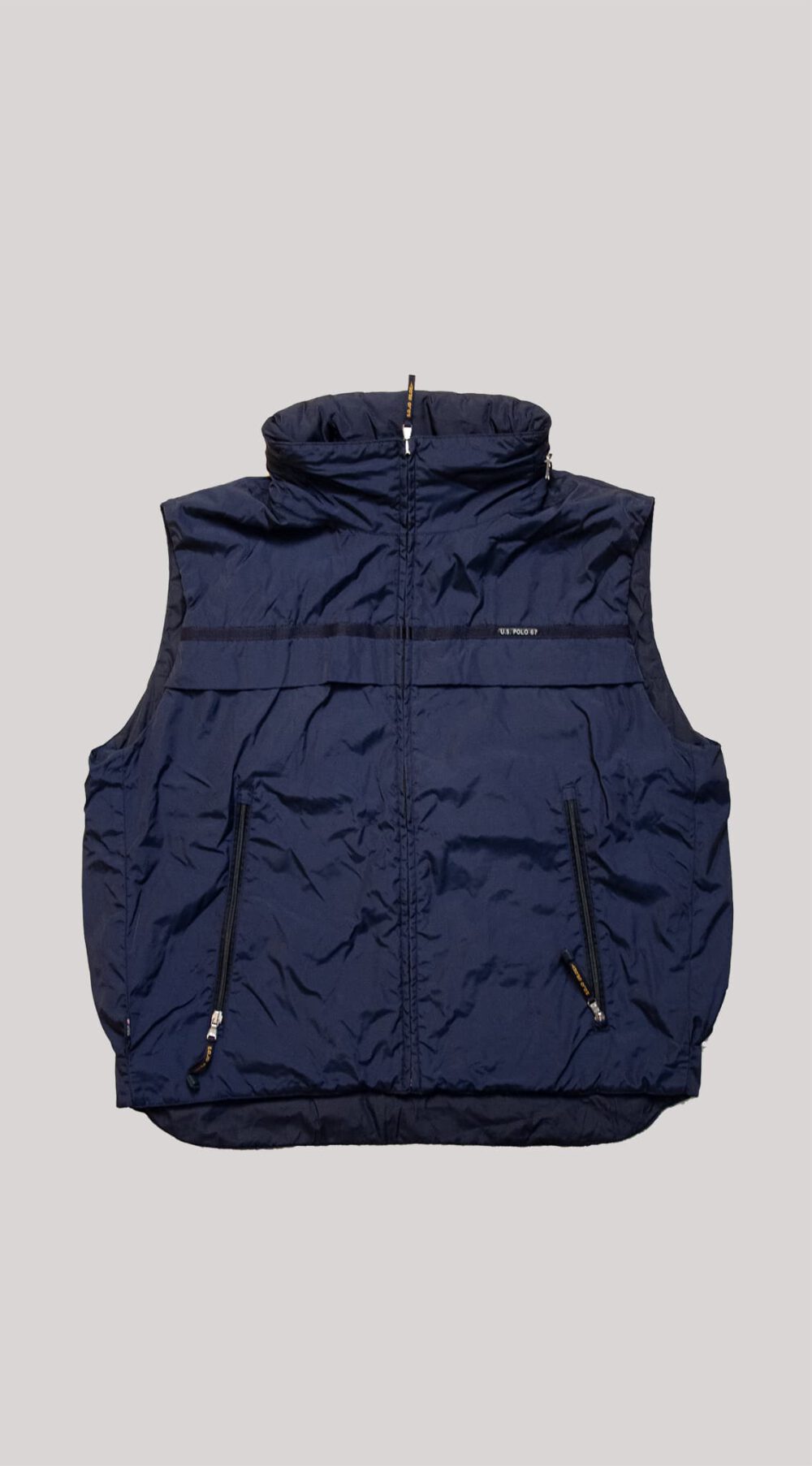 202200163 - Vintage Vest