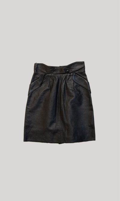 202200199 - Vintage Leather Skirt